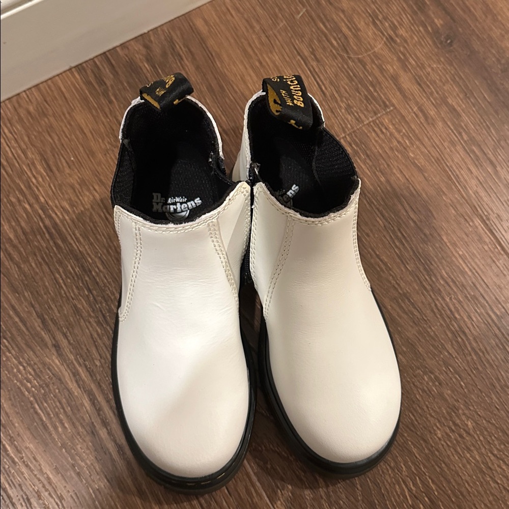 Dr. Martens White Boots toddler 10